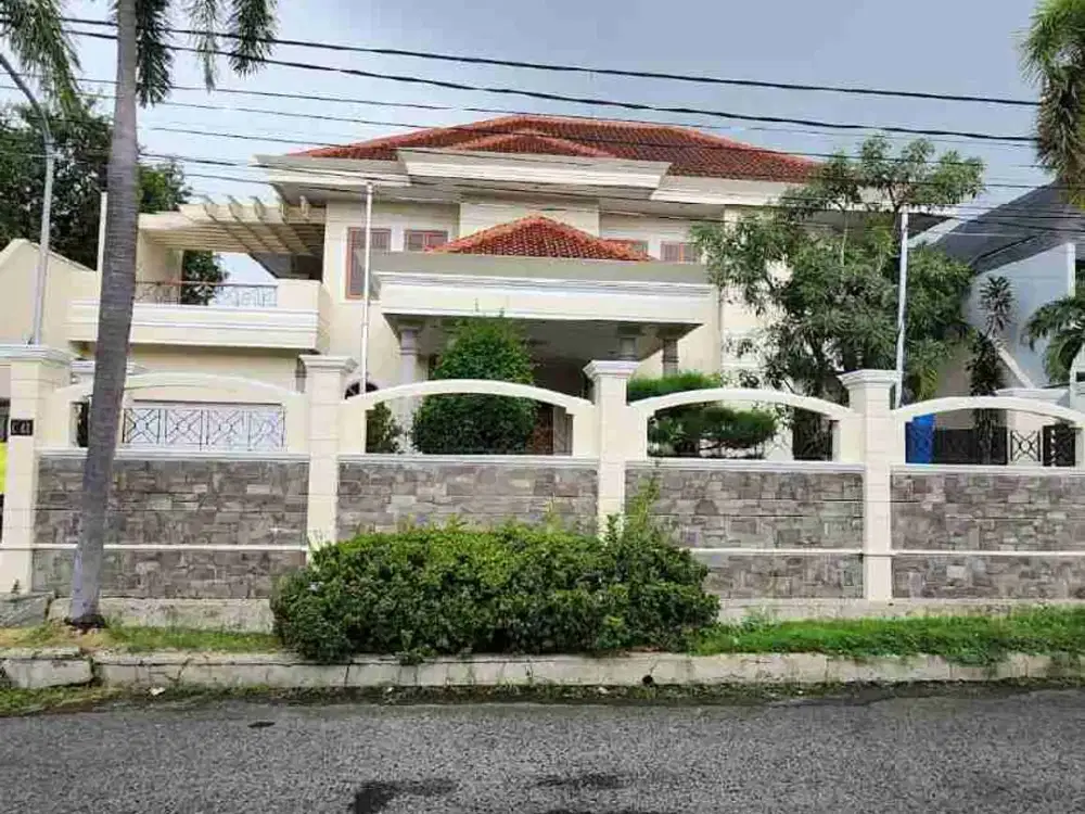 Dijual Rumah di Jalan Raya Margorejo Surabaya