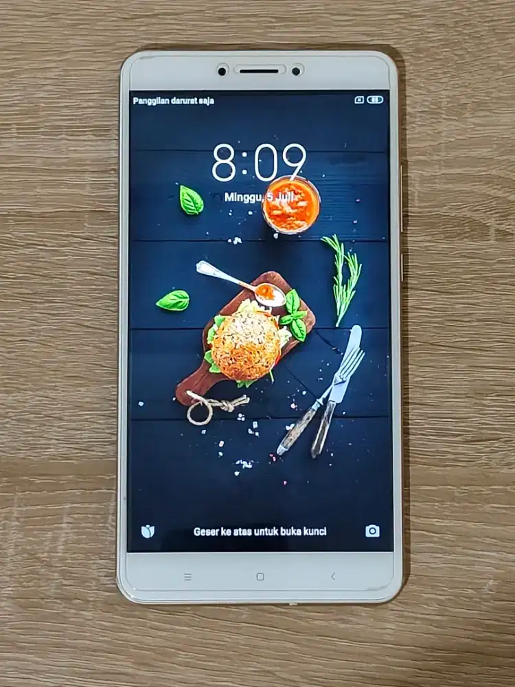 Dijual Xiaomi Mi Max 2 / MiMax 2 4/64 Kondisi Mulus Sekali