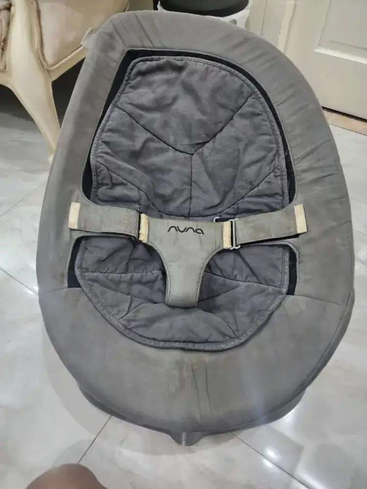 Ayunan Bayi Premium - Nuna Baby Bouncer Leaf