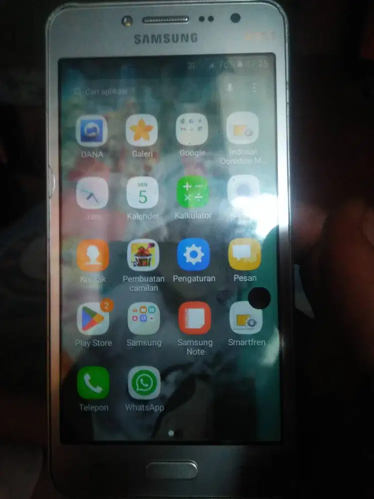 Jual aja hp samsung j2 prime minus sesuai foto ada tompel dkit 2 titik