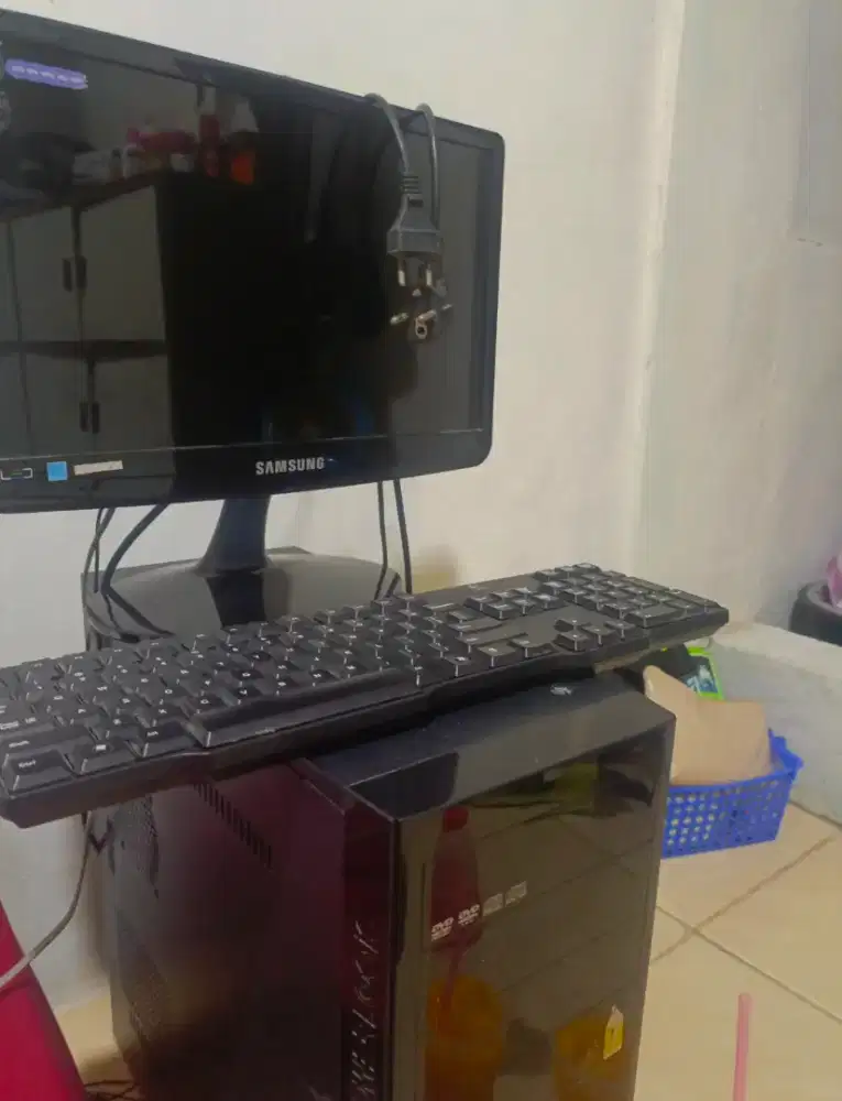 Jual komputer bekas jarang di pakai