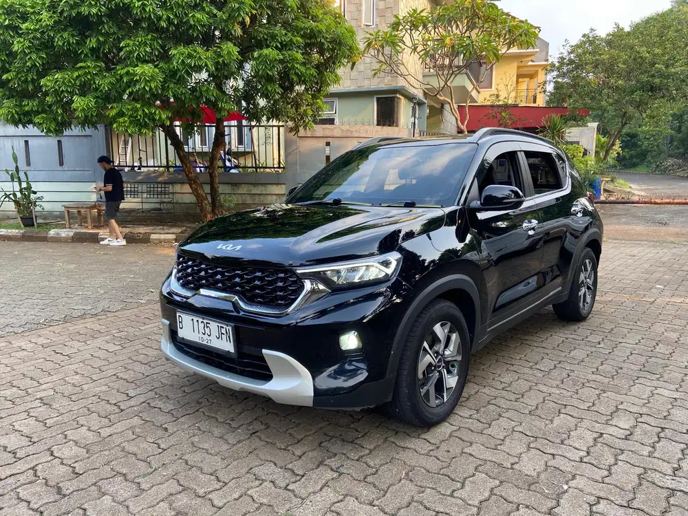 KIA Sonet Premier IVT 2022 sunroof Audio Bose