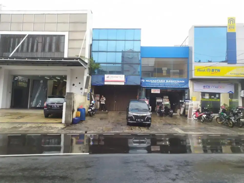 Di jual Ruko Premium 3,5 Lantai Lokasi Percetakan Negara Jakarta Pusat