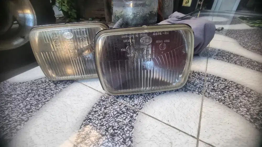 Lampu depan Head Lamp Taft GT F70