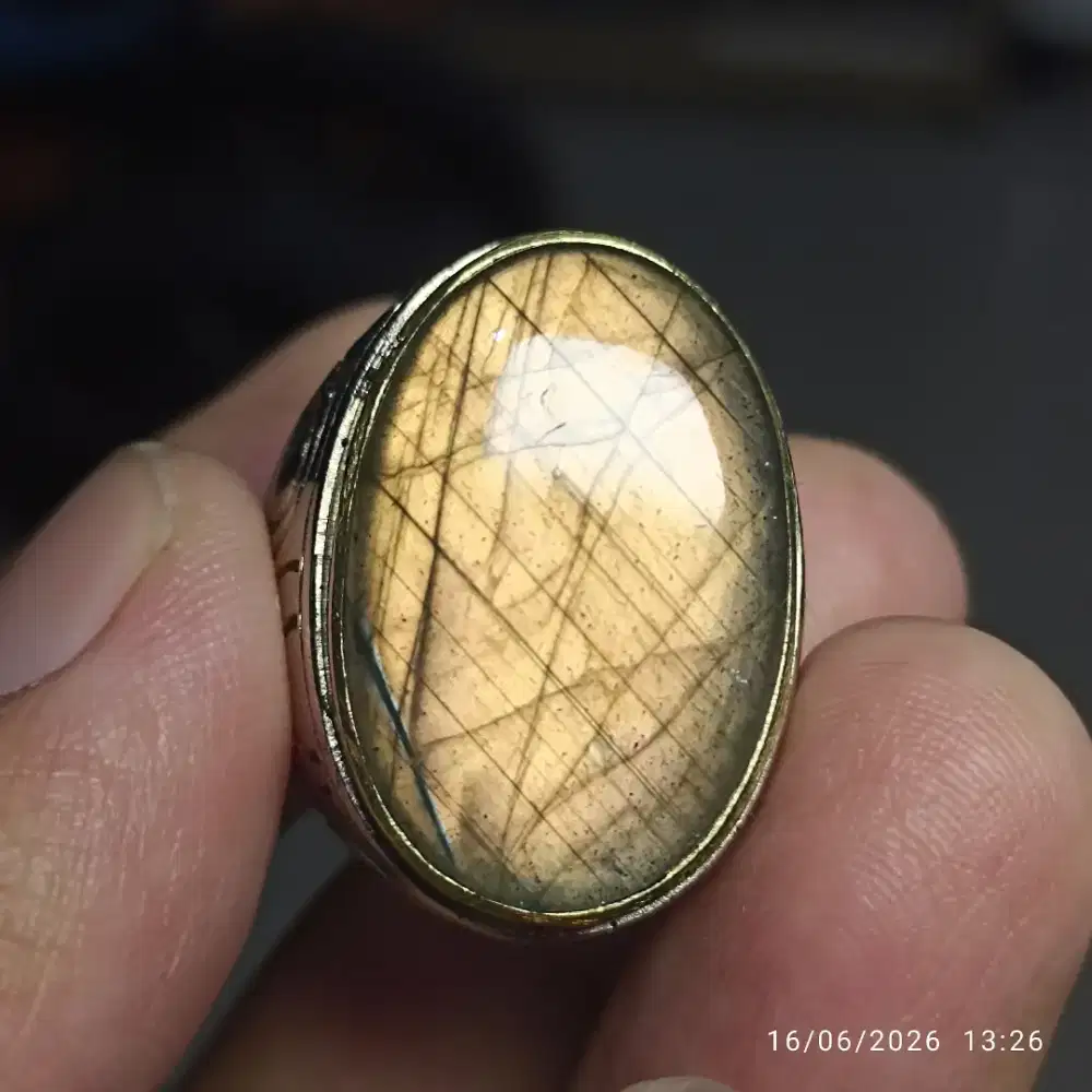 Cincin batu labradorite klep gold
