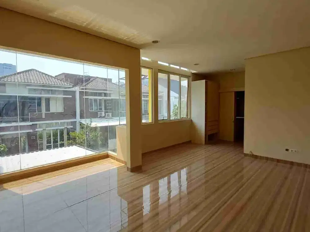 D jual rumah crown mansion