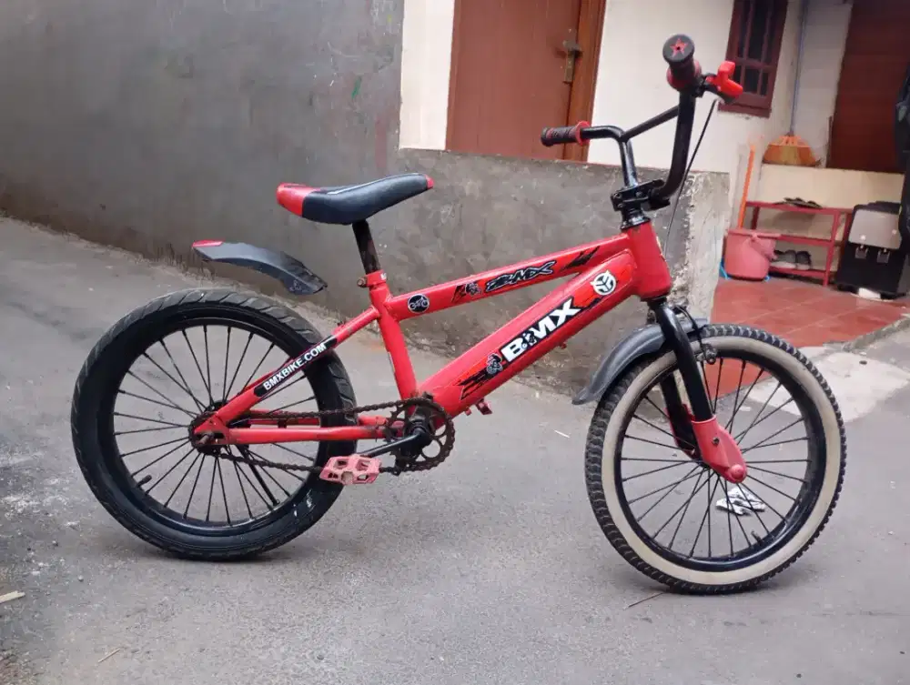 Sepeda anak bmx uk. 18