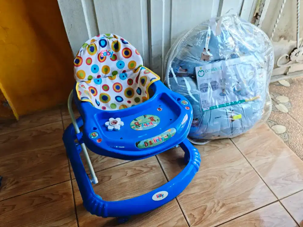 Baby Walker + Sofa Bayi