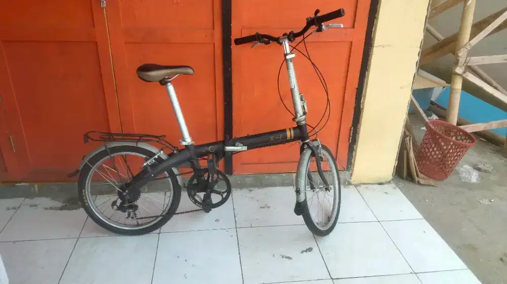 Di jual sepeda lipat dahon uk 20 siap pake