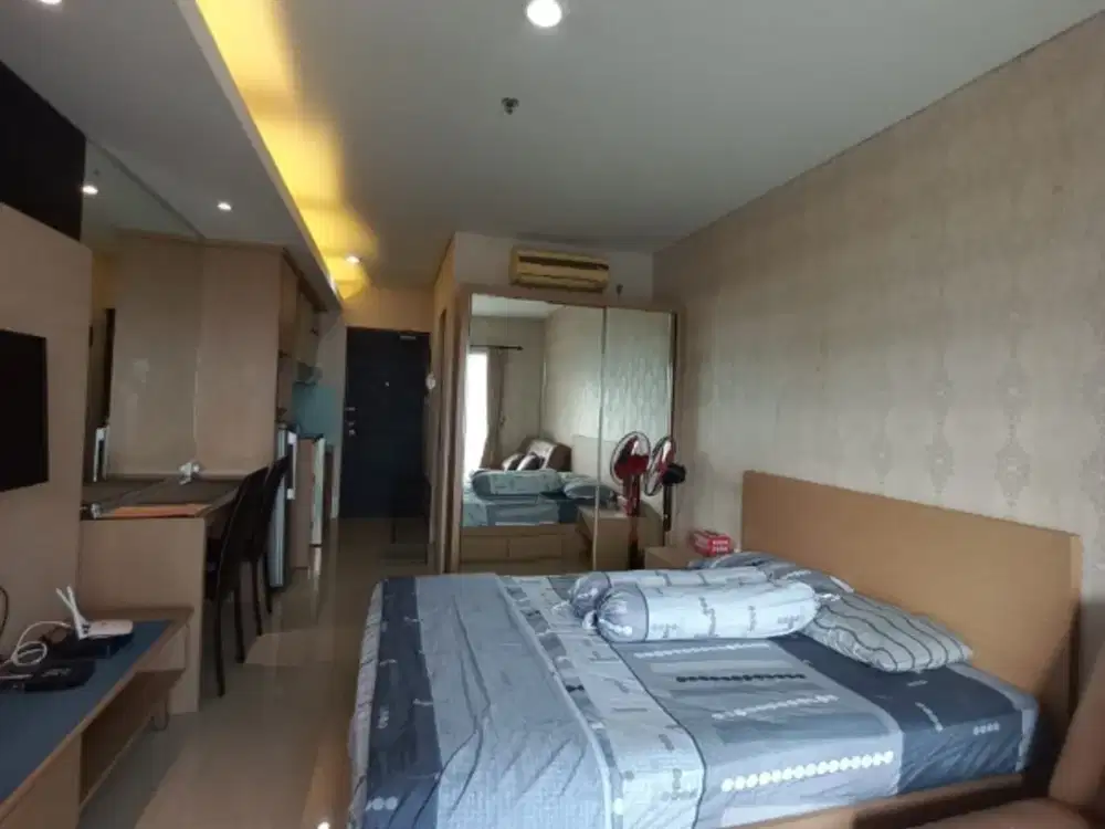 Disewakan apartemen full furnish strategies dan nyaman