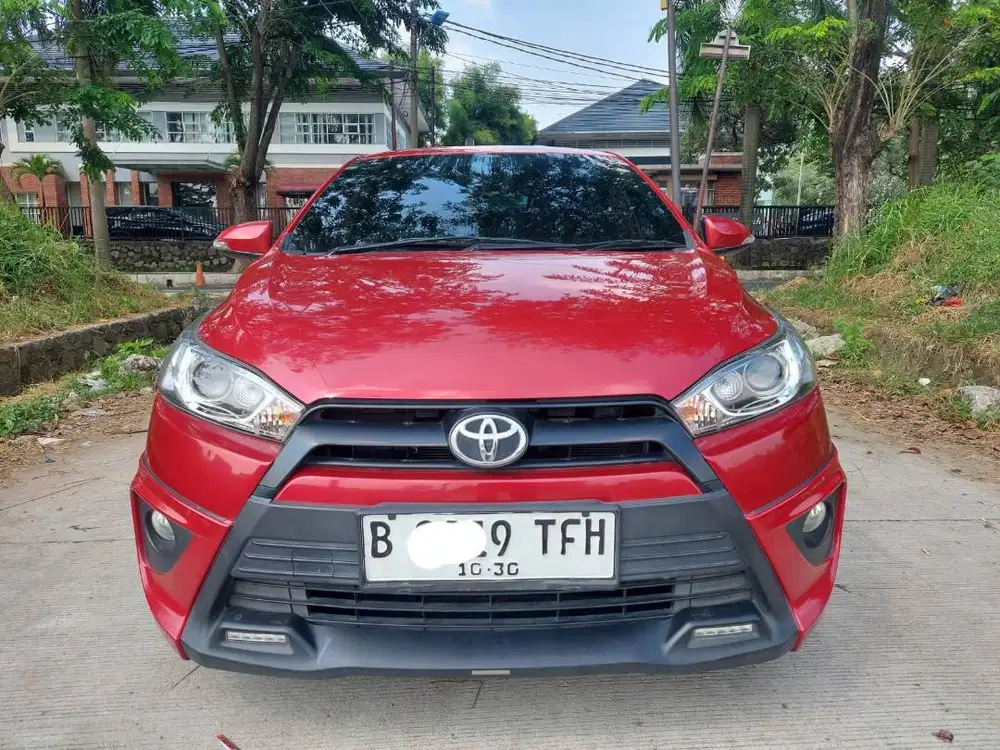 (Antik) Toyota Yaris 2015 Trd Sportivo Automatic Kilometer 52 Ribu