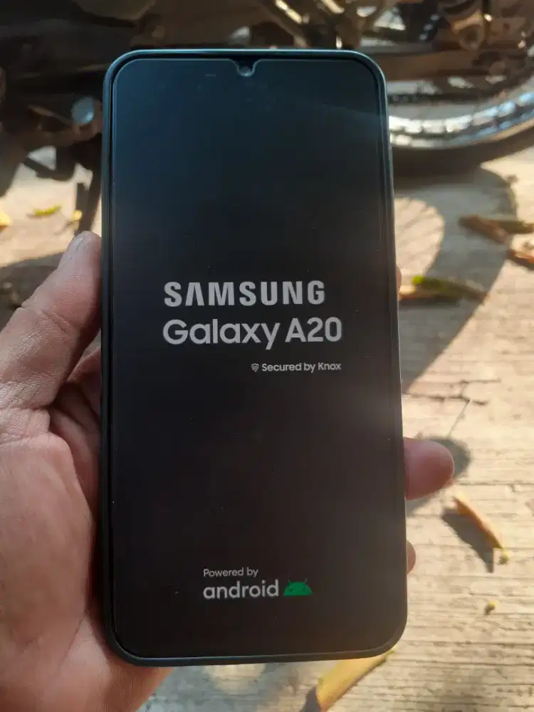 Samsung A20 minus lcd sm wifi of di BSD