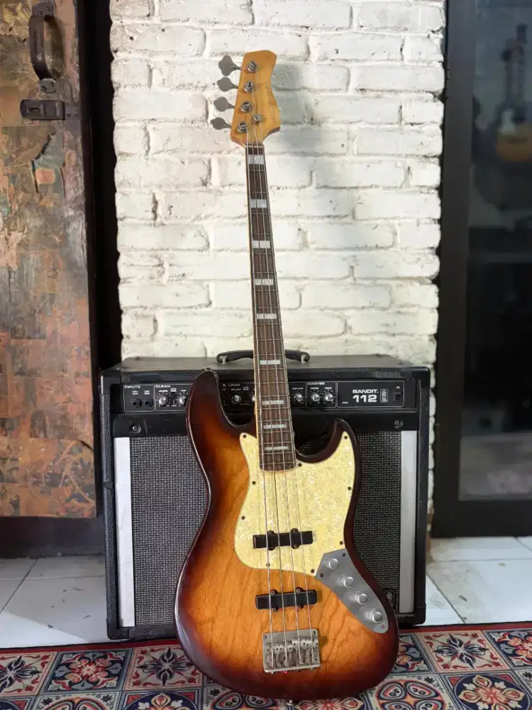 Bass Dame Neo Classic Jazz Bass Squier Fender Sire V5