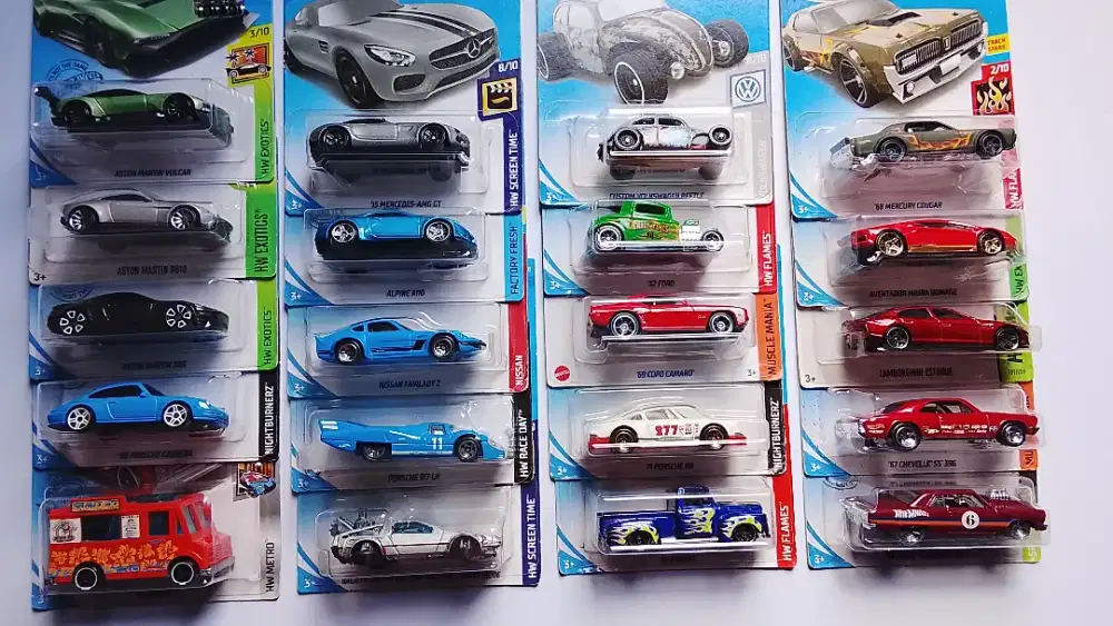 Paket Diecast Hot Wheels Mobil Mainan hotwheels loose