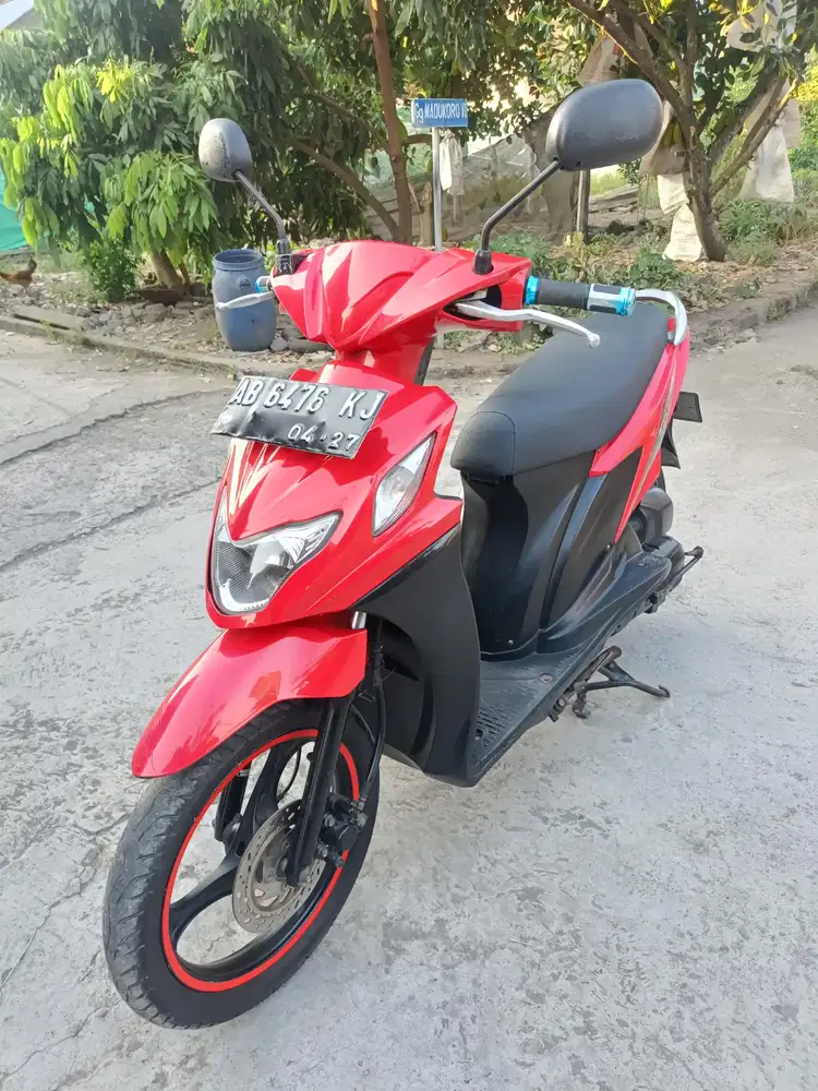 Suzuki nek karbu 2012