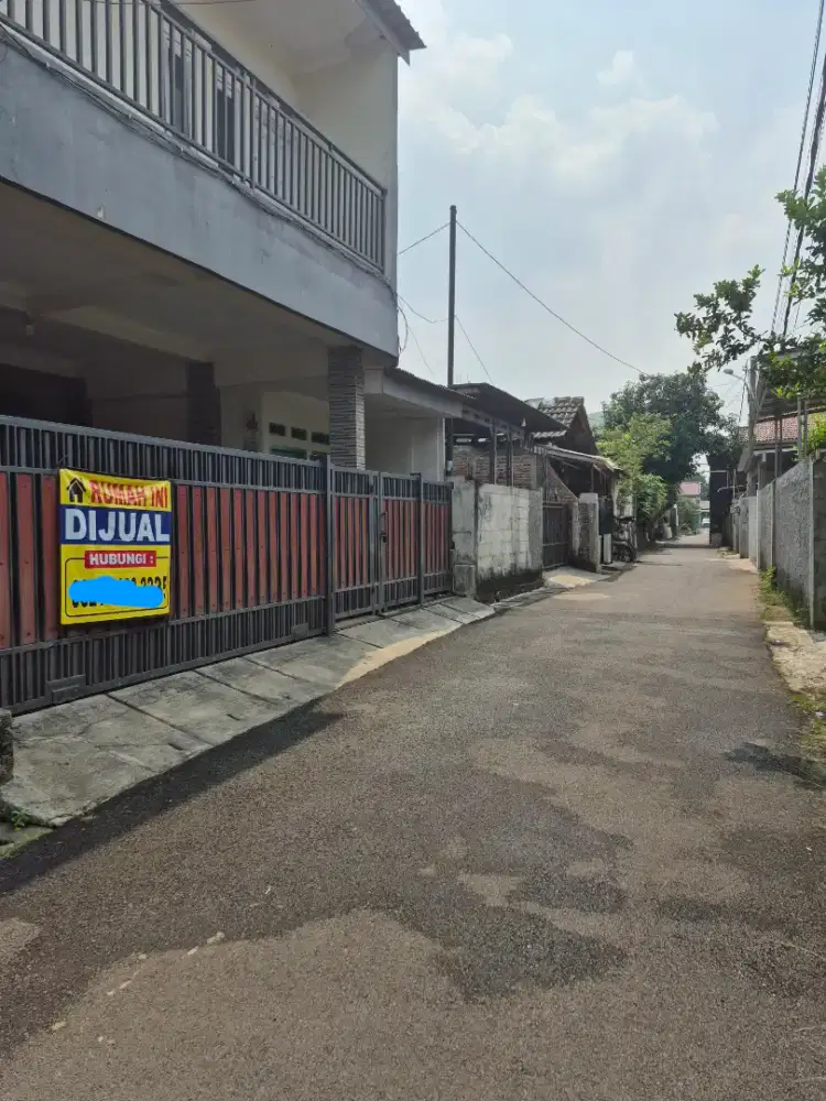 Dijual cepat rumah masih asri