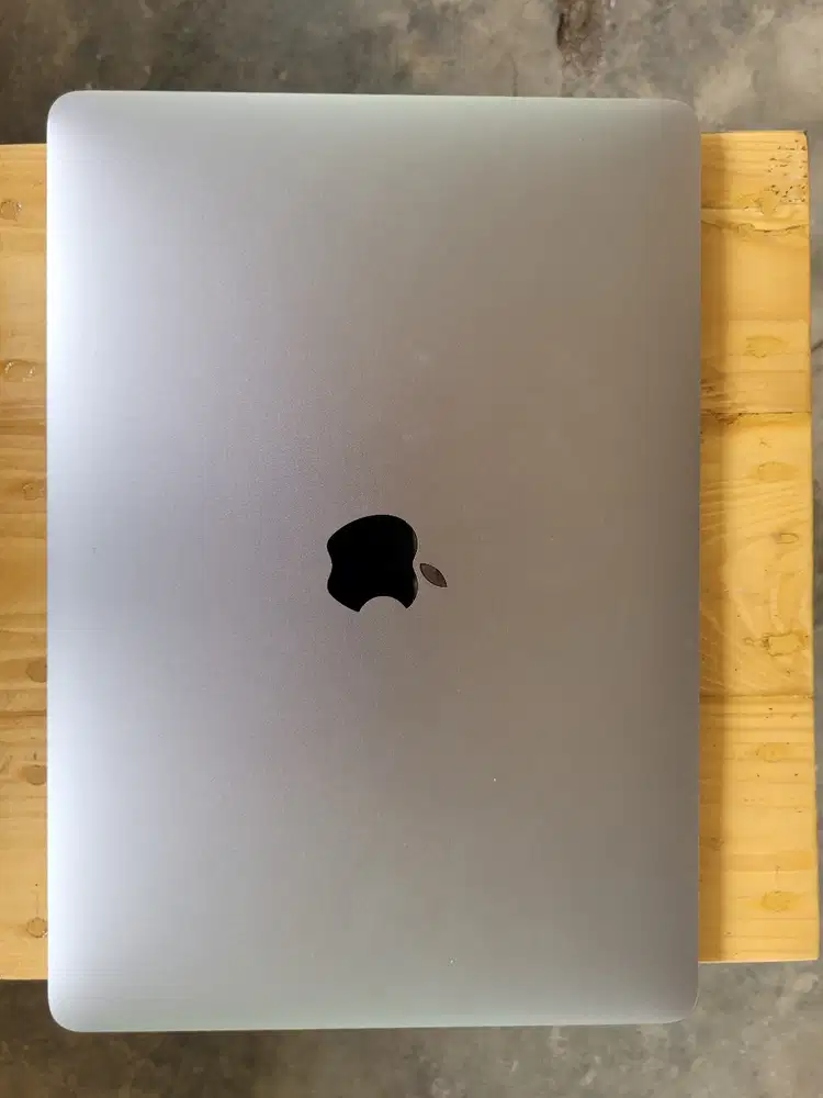 MacBook Air 2020 intel core i3 8gb/256gb mulus tapi minus