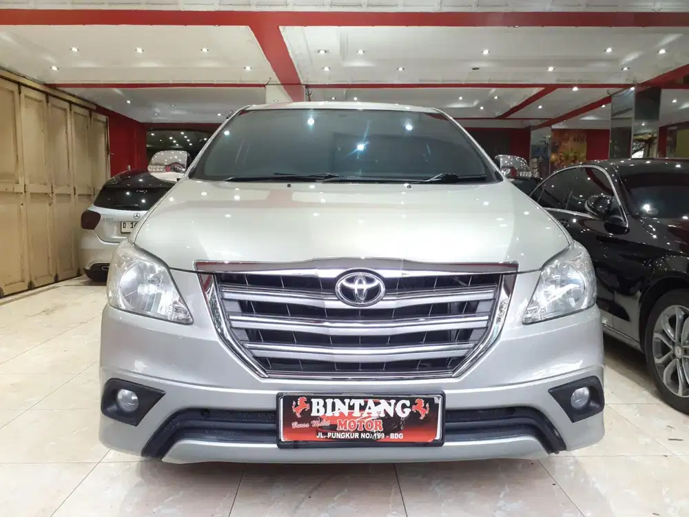 INNOVA G 2.0 BENSIN MT 2013 BARONG / MODEL THN 2014 [BINTANG MOTOR]