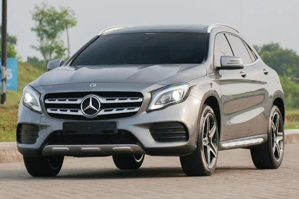 Mercedes Benz GLA200 GLA 200 AMG 2019