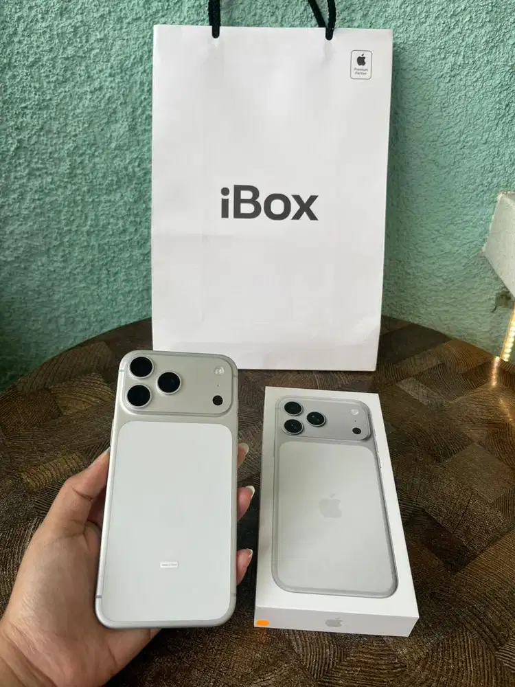Iphone 17 pro max BNOB ibox
