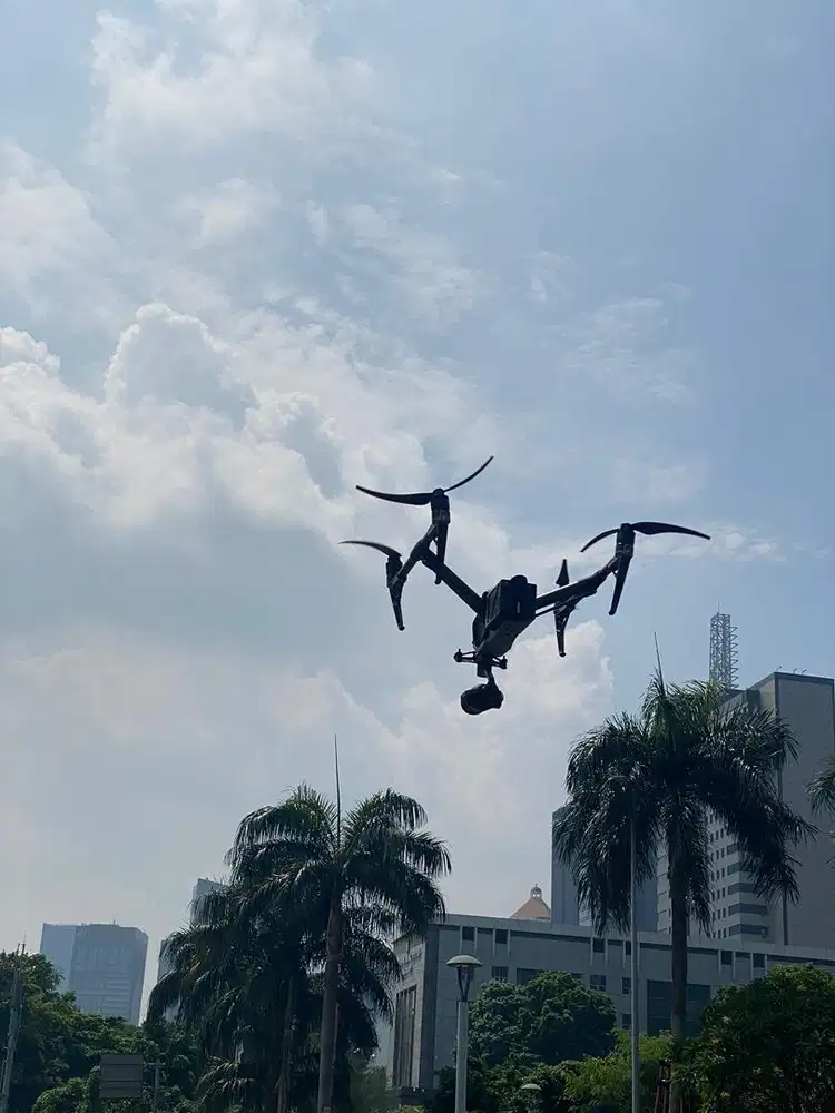 DJI Inspire 2 RAW Licensed + Zenmuse X5s + SSD 480GB & Reader Drone