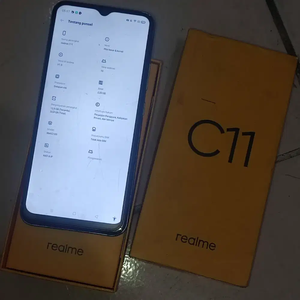 REALME C11 RAM 2/32 GB (PRELOVED)