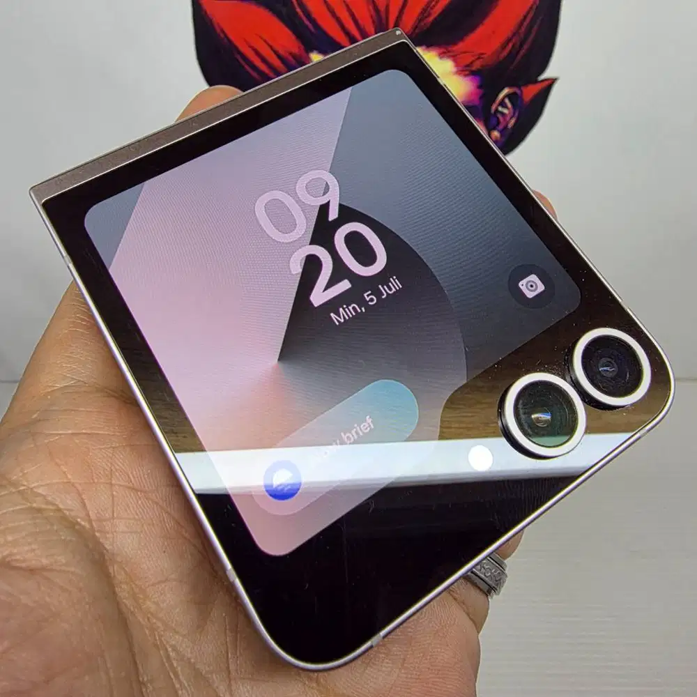 SIAP COD : Samsung Z FLIP 6 Silver 12/256 inter All OP  FULLSET MULUS