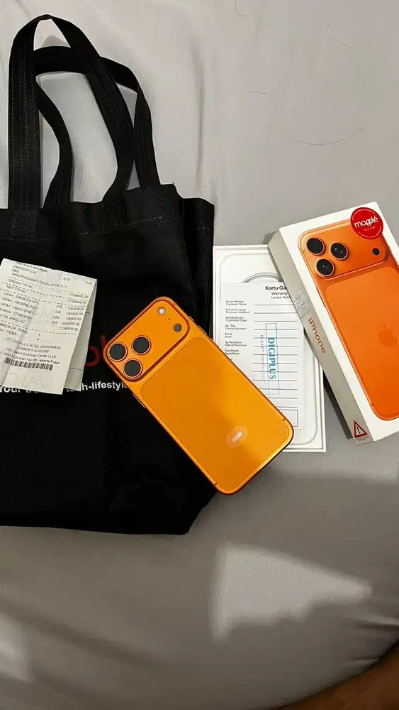 Iphone 17 ProMax 256 Cosmo Orange