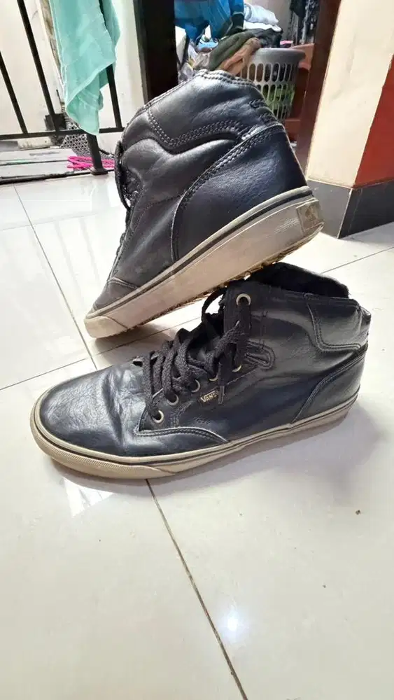 Sepatu Casual Kondisi Terawat – Siap Pakai, Nyaman & Bersih