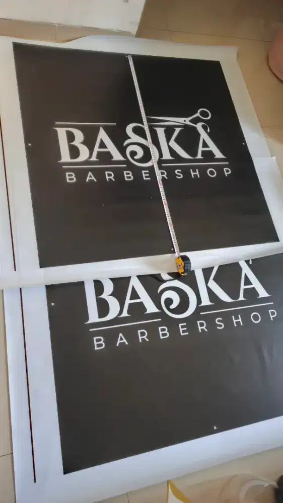Cetak backlite neonbox poster stiker papan nama reklame barbershop
