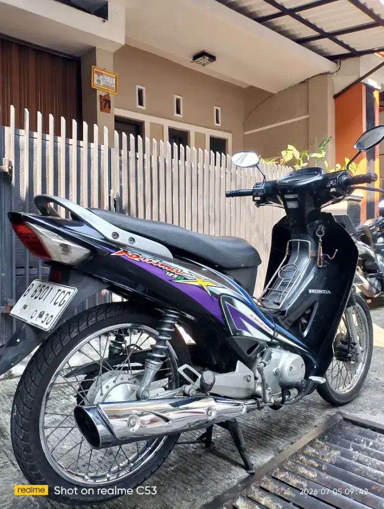 Honda Kharisma bapak