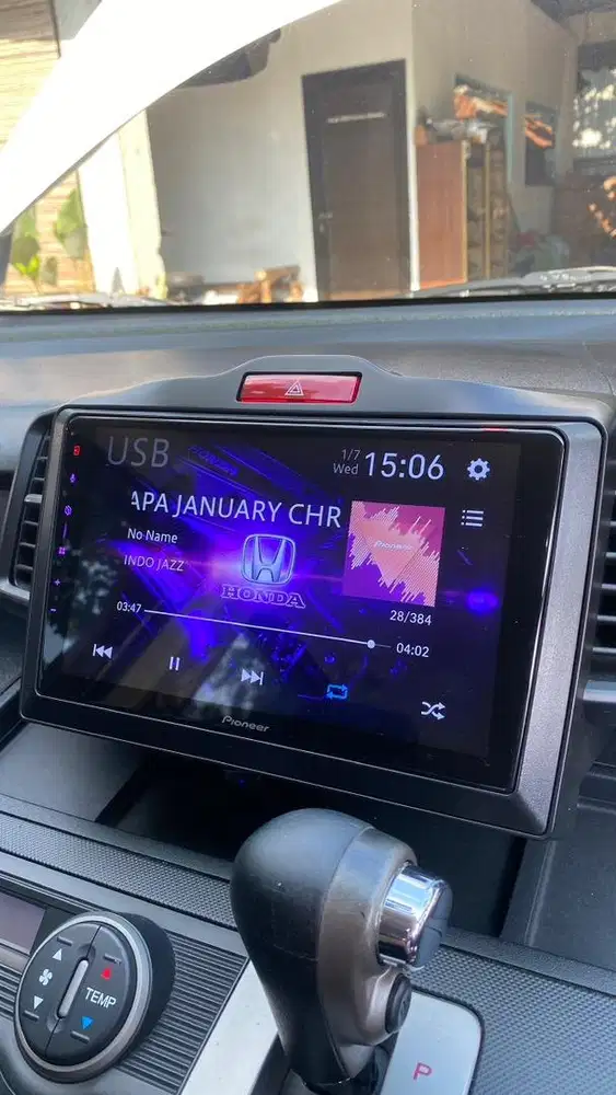Satu set Audio mobil Pioneer DMH AP6650BT