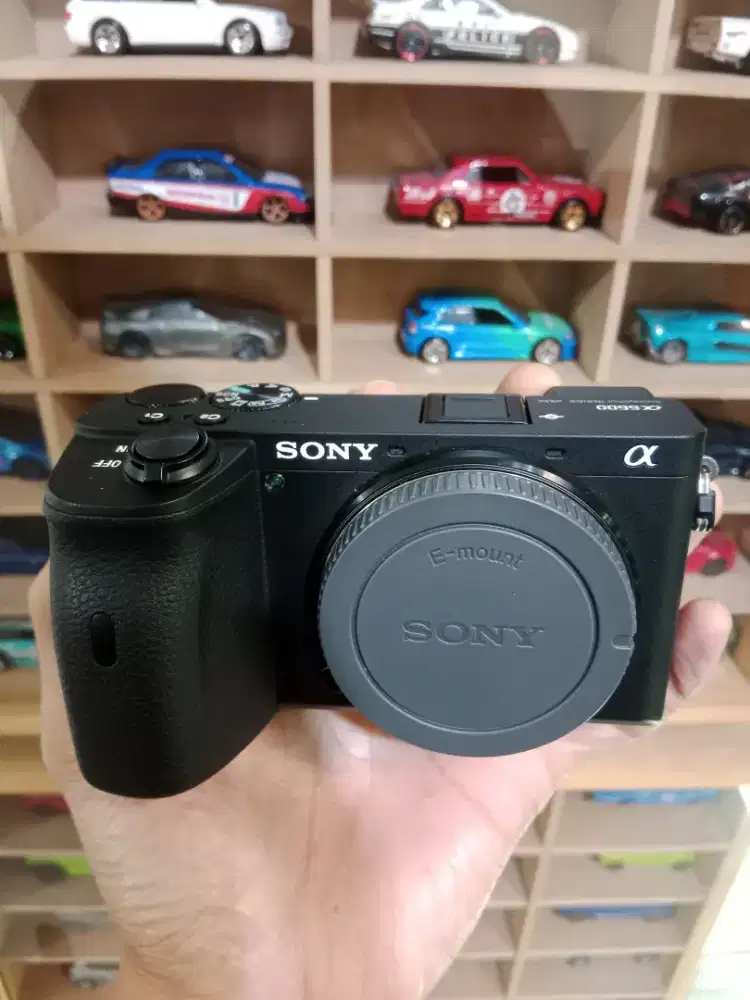Sony a6600 body only like new