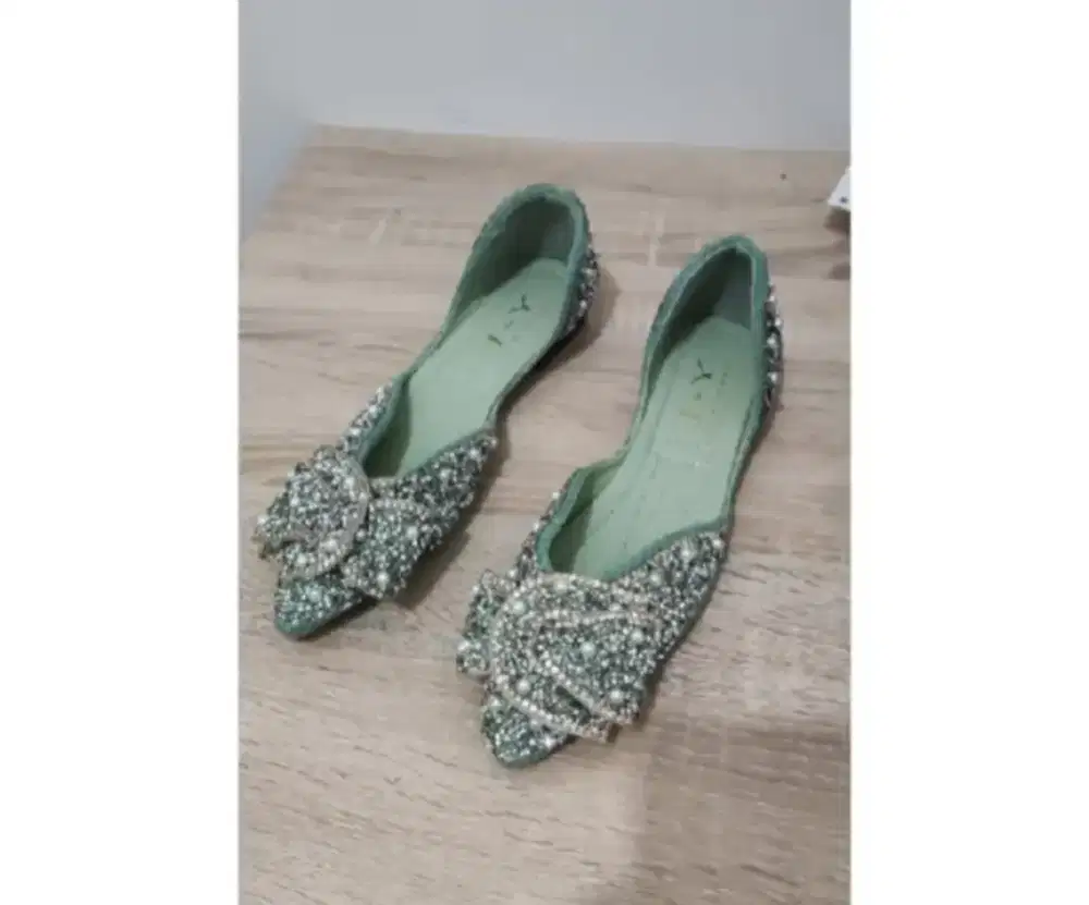 Flatshoes wanita