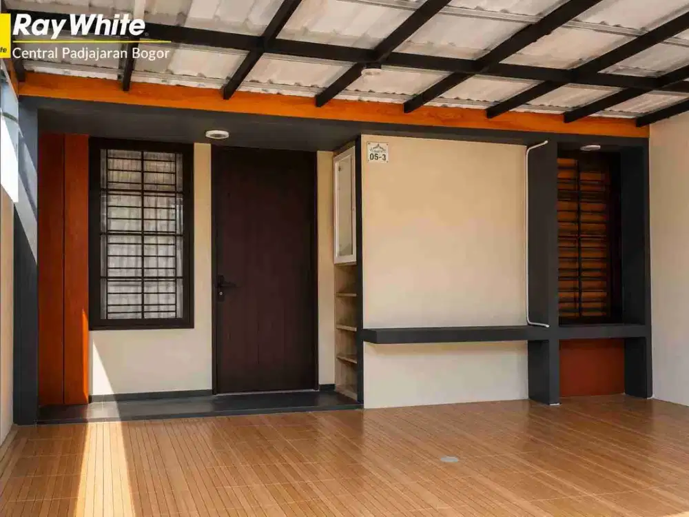 Rumah Full Furnished Mezzanine Siap Huni Di Emerald City Cibinong