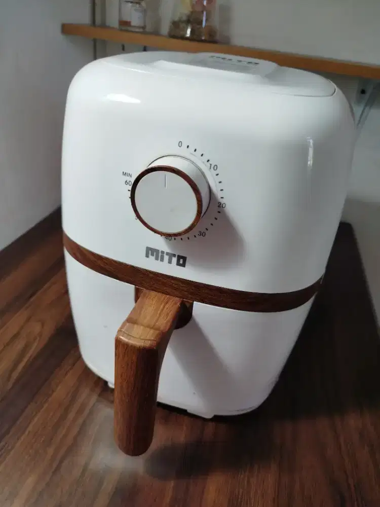 Air Fry AF5 Mito mulus bersih