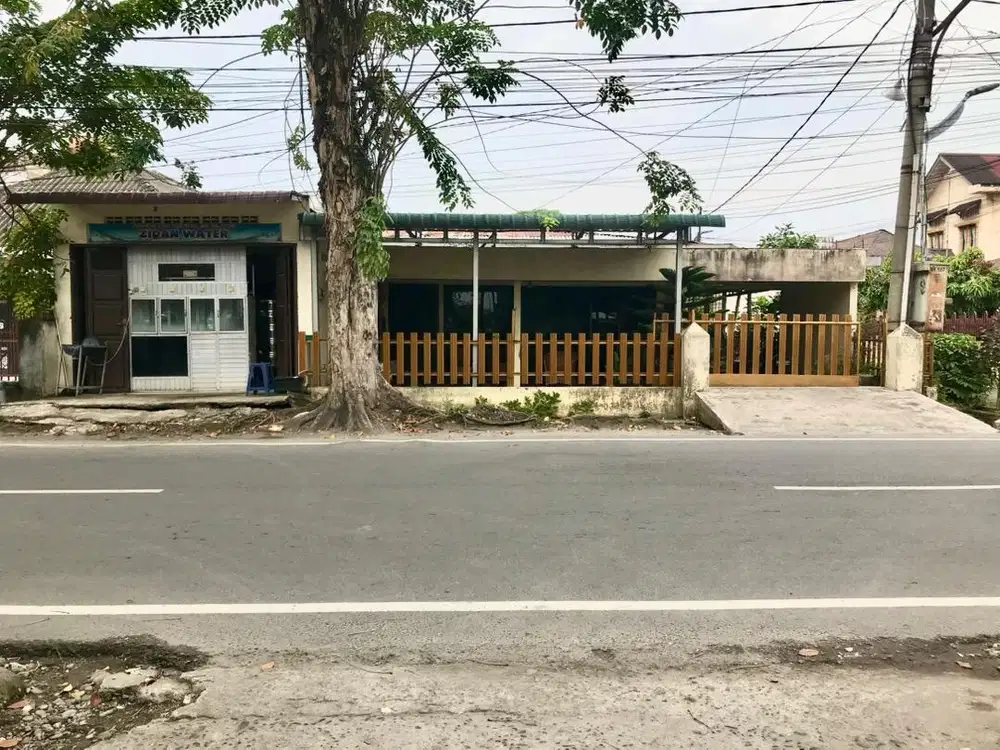 DIJUAL CEPAT RUMAH DI JL.AMALIUN! BERADA DI LOKASI STRATEGIS PUSATKOTA