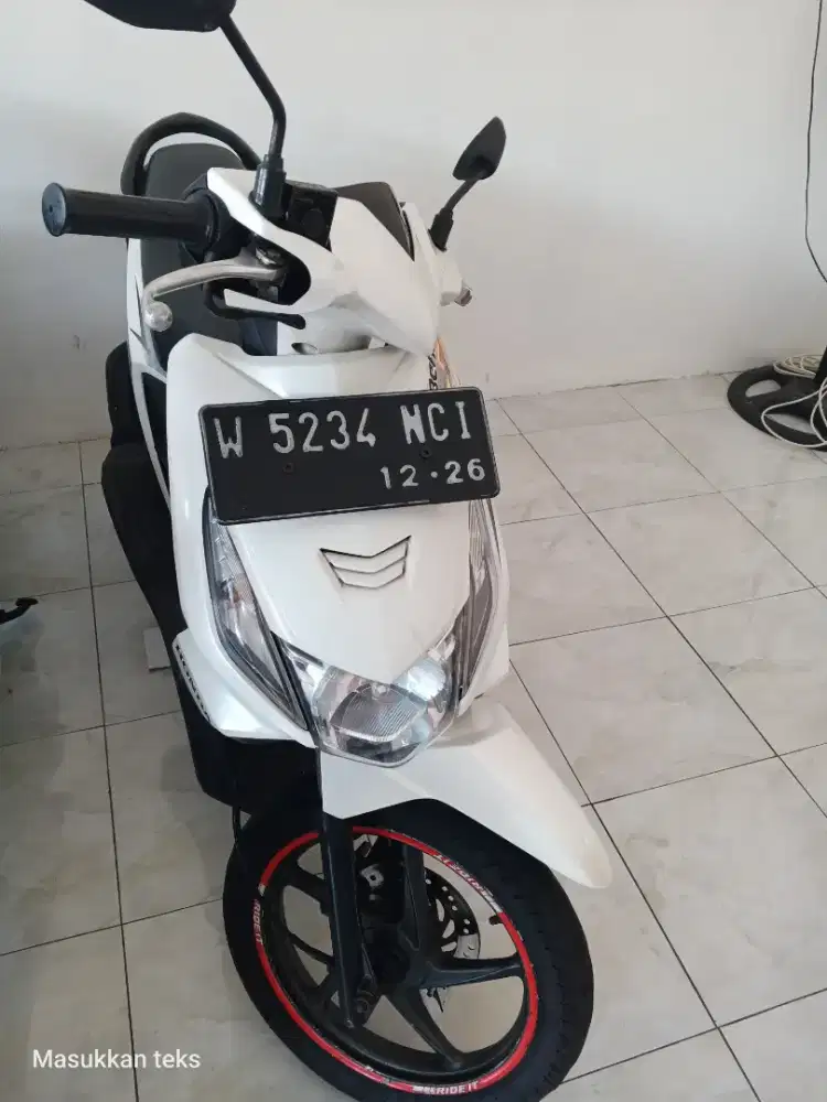 Honda beat 2012 putih