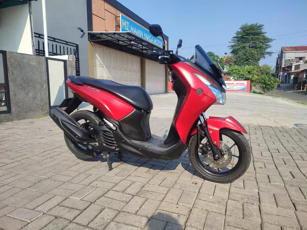 YAMAHA LEXI 125 TAHUN 2018 PAJAK HIDUP