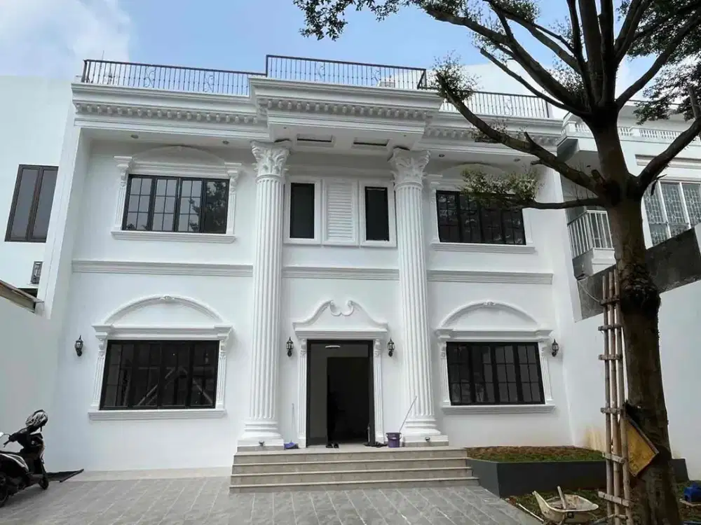 Dijual Rumah Bergaya modern Classic dengan Kolam Renang di Sentul City Bogor