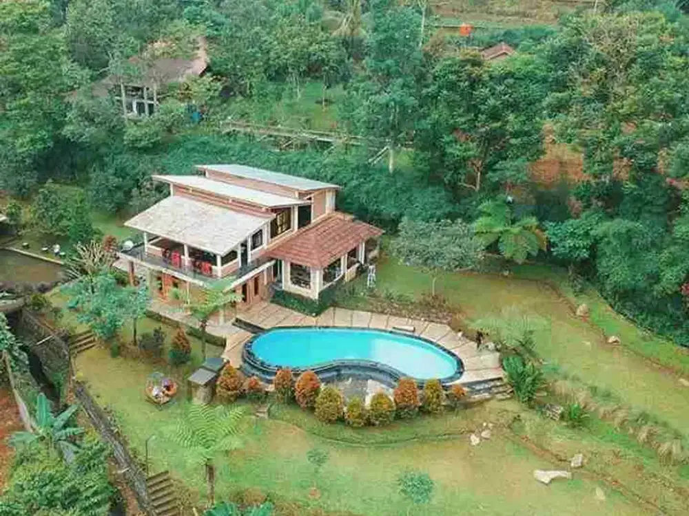 DI JUAL VILLA SIAP PAKAI .DI BAWAH HARGA PASARAN KONDISI VILLA SANGAT TERAWAT SANGAT COCOK UNTUK VILLA KELUARGA DAN KOMERSIAL