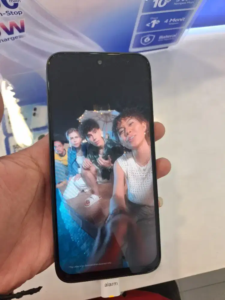 Vivo y31 pro . .