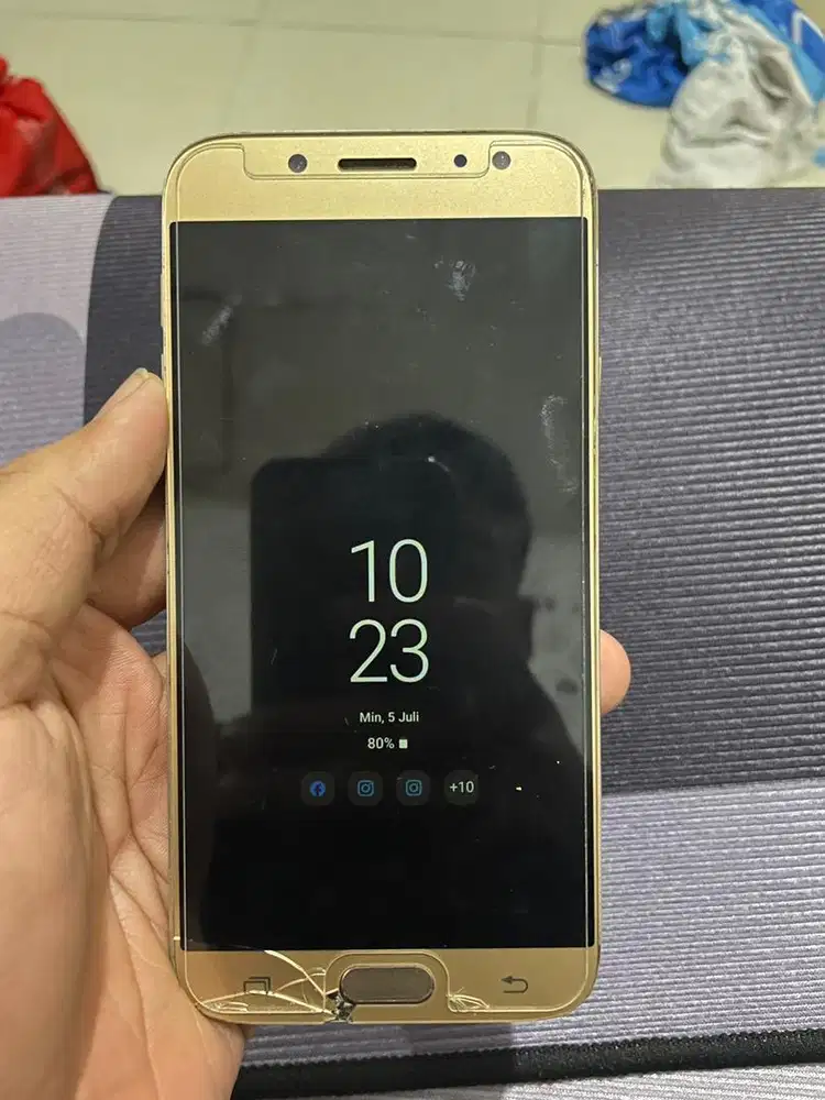 Jual Samsung J7 Pro bekas