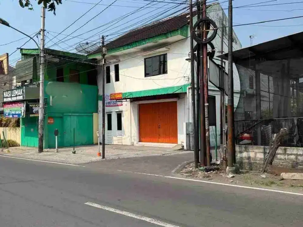 Ruko Tepi Jalan Raya Tengah Kota Murah