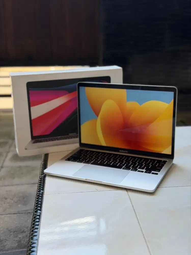 Dijual Laptop Macbook Pro M1 13inch