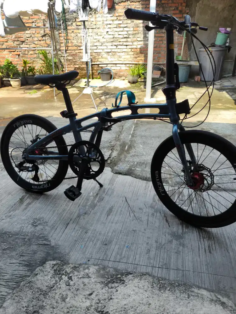 SEPEDA LIPAT UNITED NIGMA II 20 inch Frame aloy 8 speed double disk