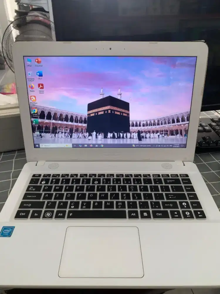 ASUS X441NA CELERON N3350 SIAP PAKAI MASIH MULUS