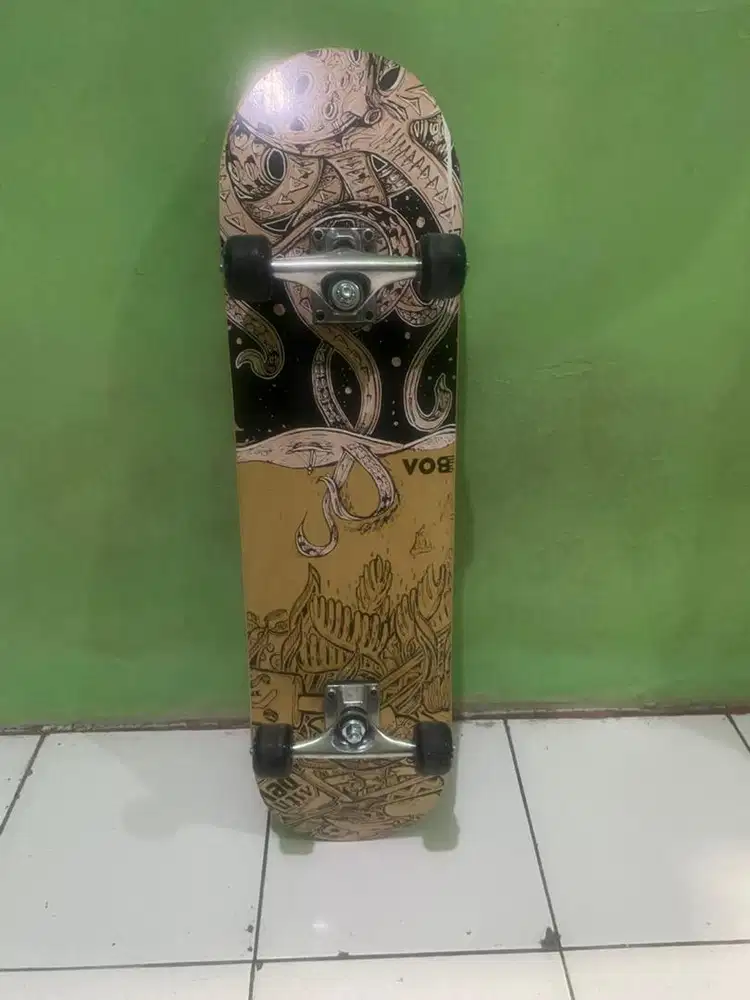 DIJUAL SKATEBOARD LIKE NEW