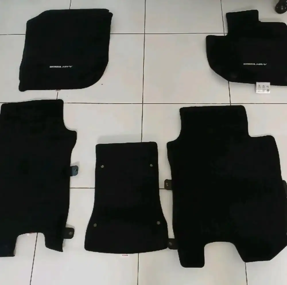 Karpet Bludru Original Honda HRV SE 2024 BNIP