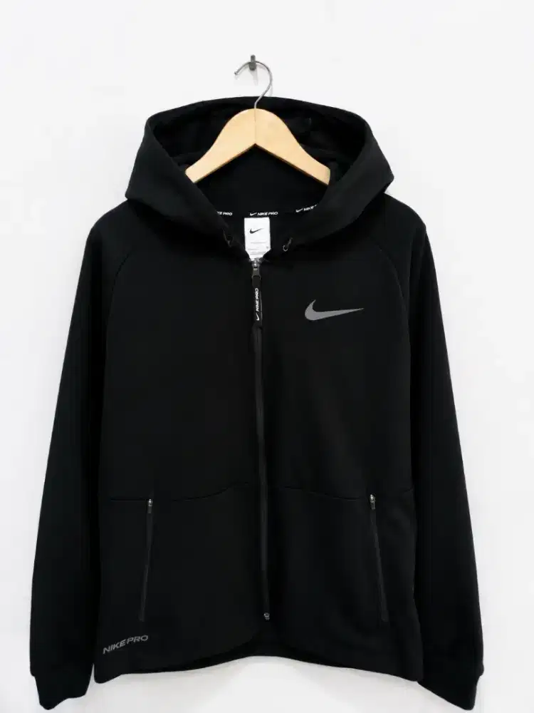 Nike Pro Therma-FIT Men's Full-Zip Hooded Jacket
